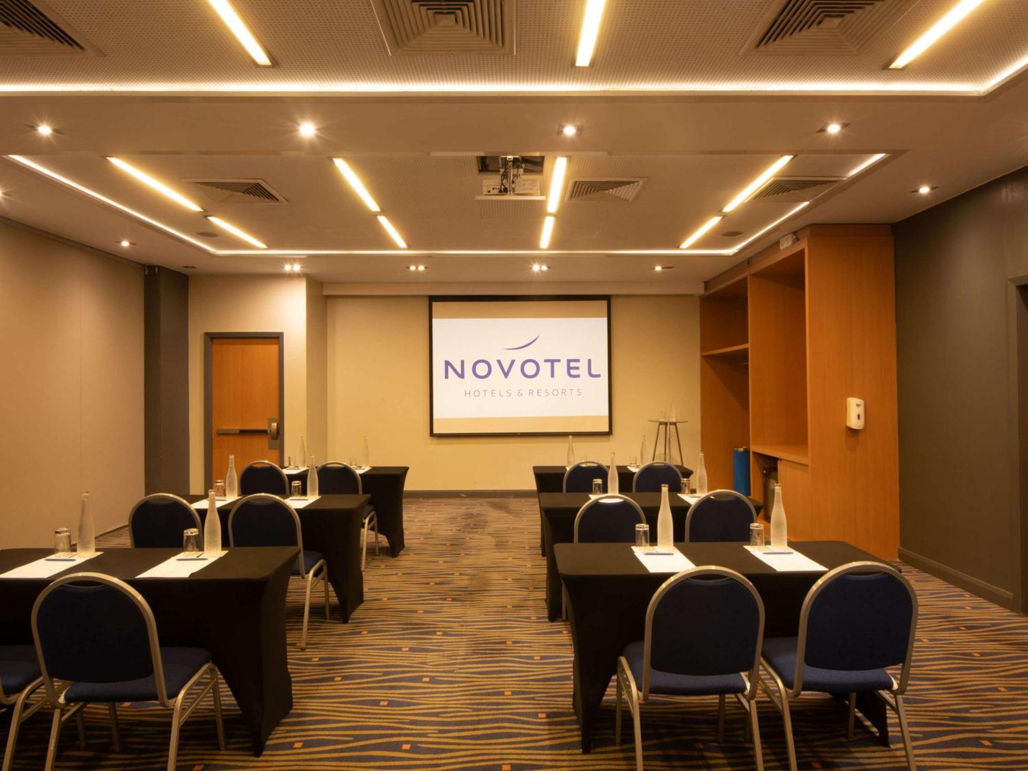 Novotel Santiago Vitacura Esterno foto