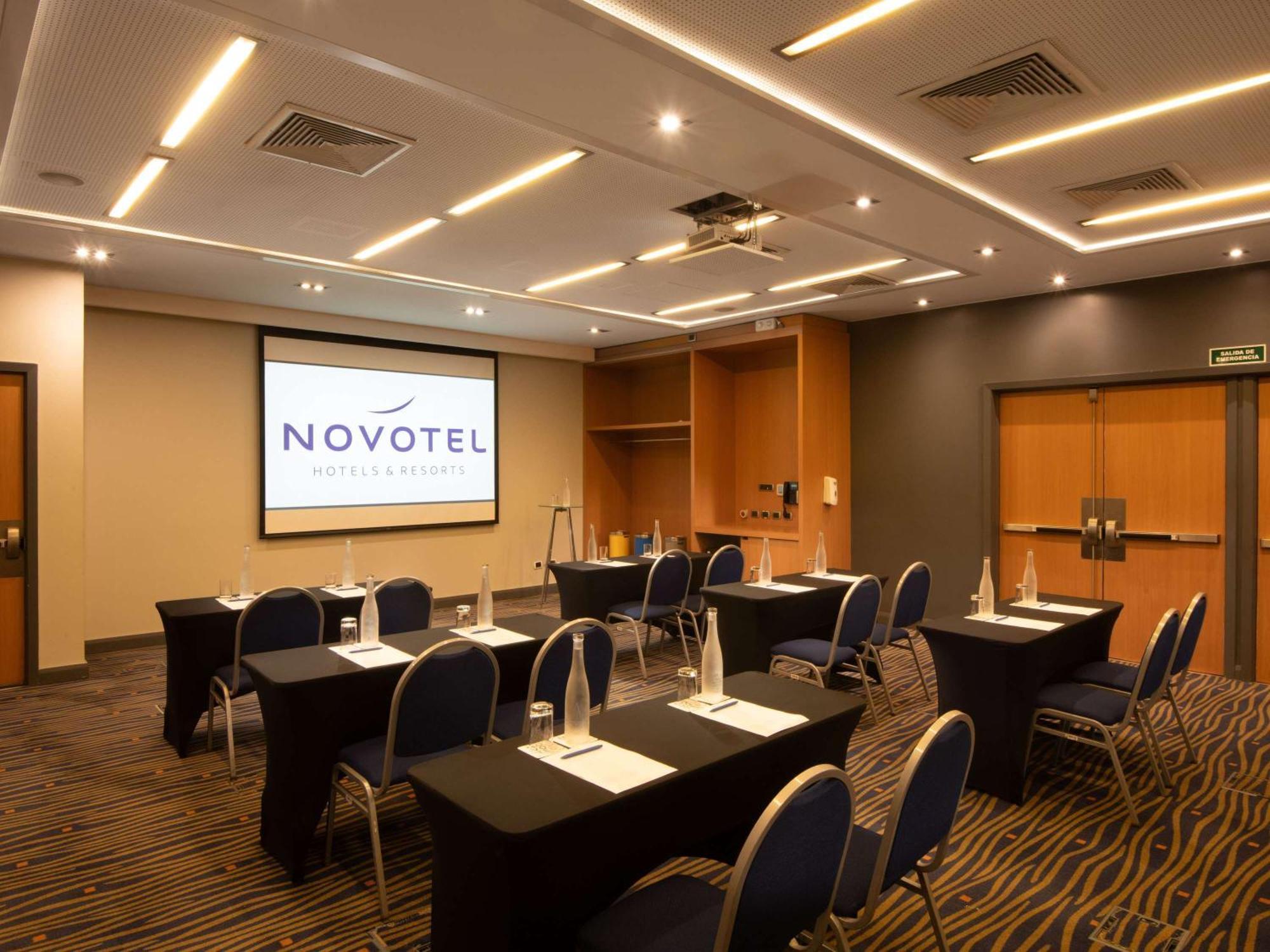 Novotel Santiago Vitacura Esterno foto