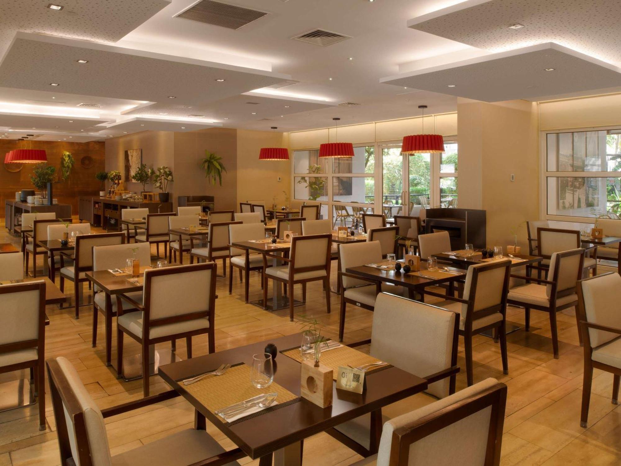Novotel Santiago Vitacura Esterno foto